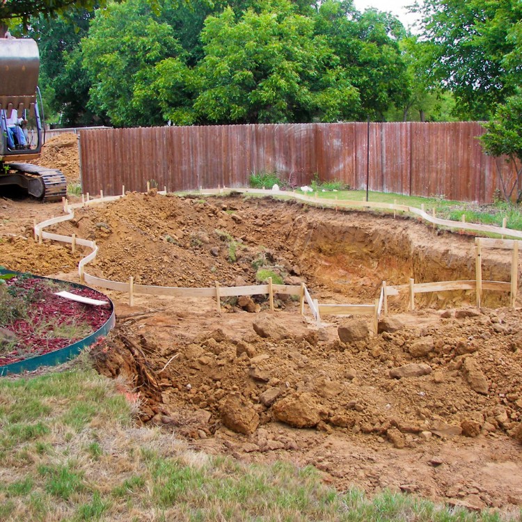 Pool services in Strongsville, OH