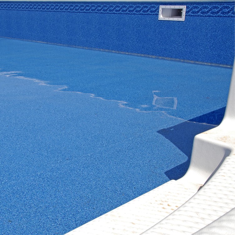 Pool services in Strongsville, OH Pool services in Strongsville, OH